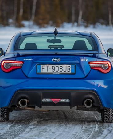 SUBARU-BRZ-lr-08